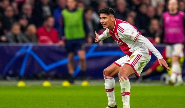 小组赛告捷，阿贾克斯迎战强敌跻身淘汰赛的简单介绍