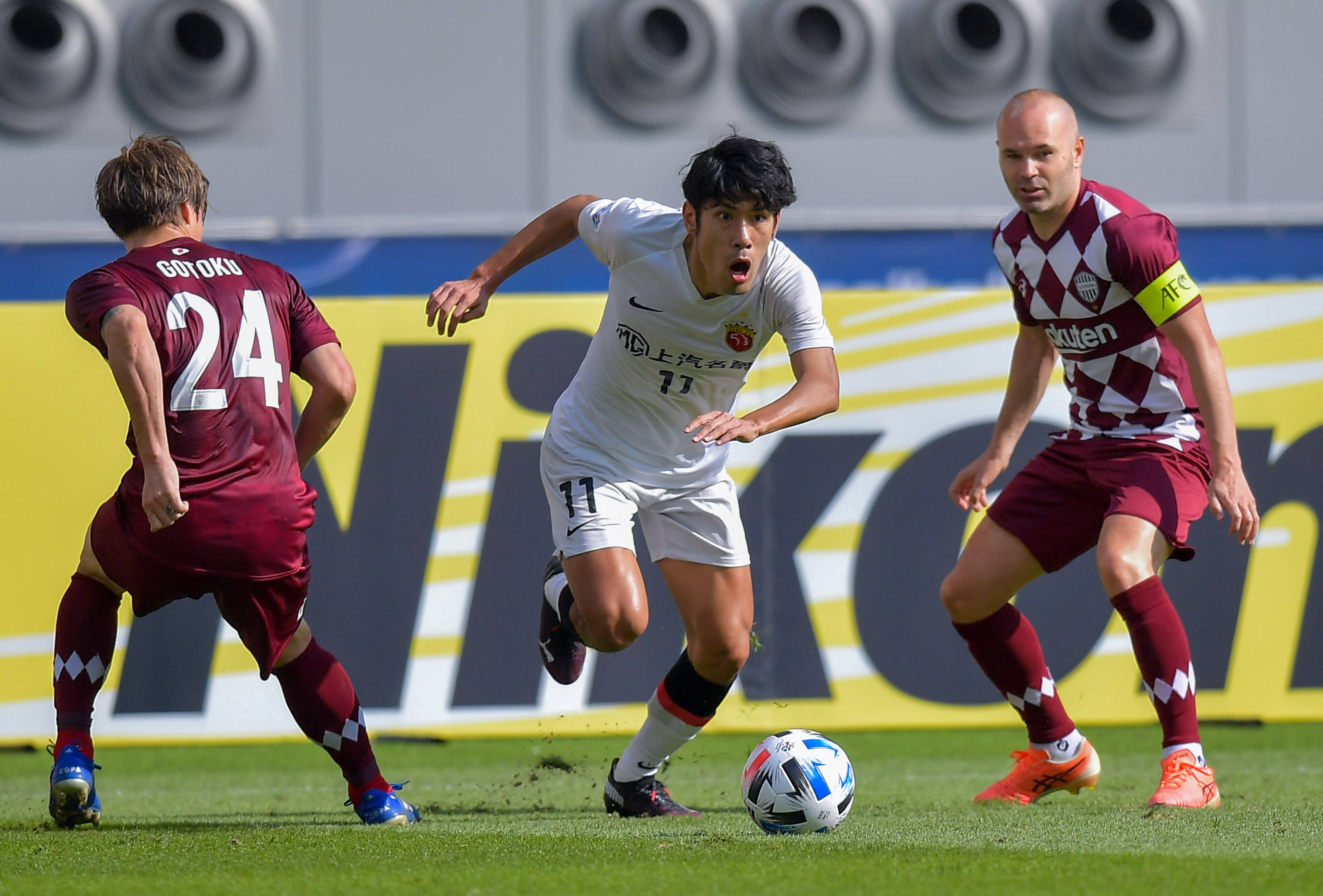 日本球队在最新比赛中连战告捷，实力强劲