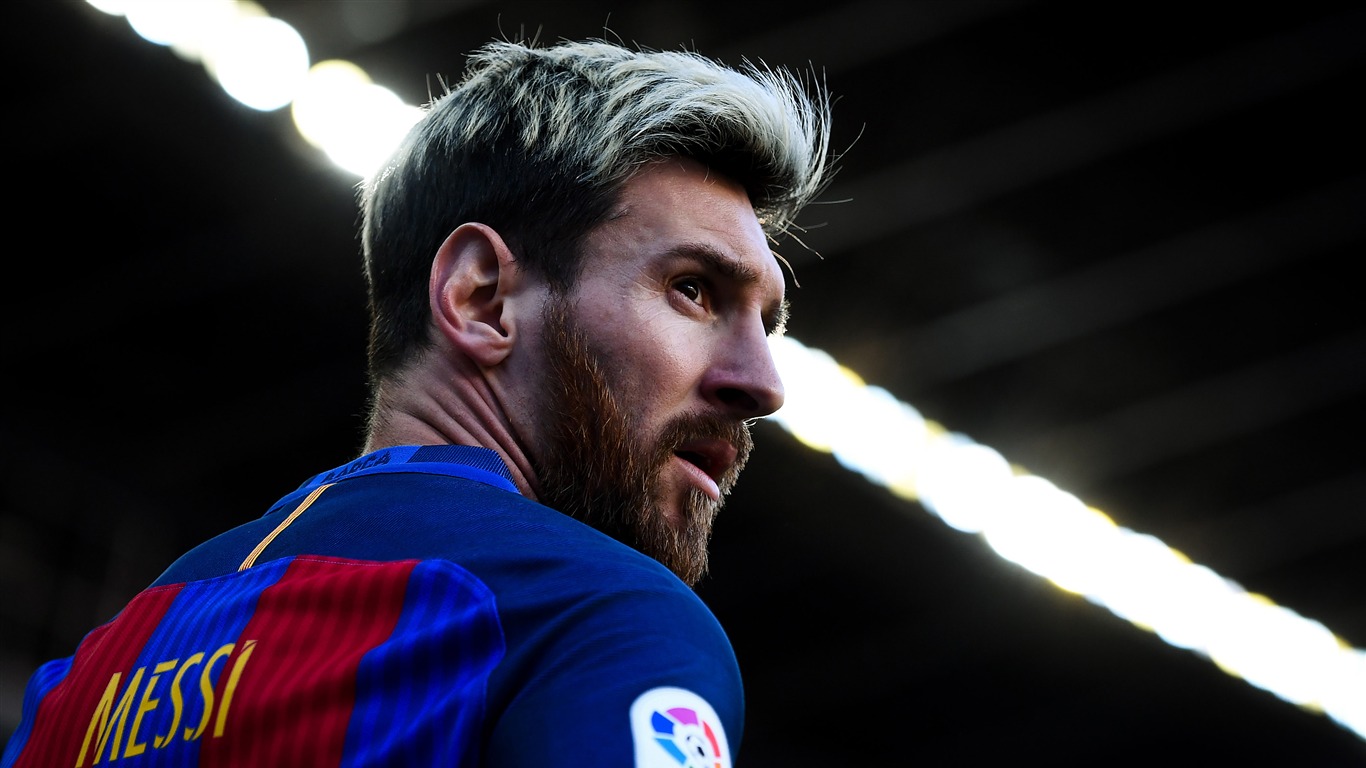 阿斯顿维拉前锋梅西刷新个人进球纪录的简单介绍