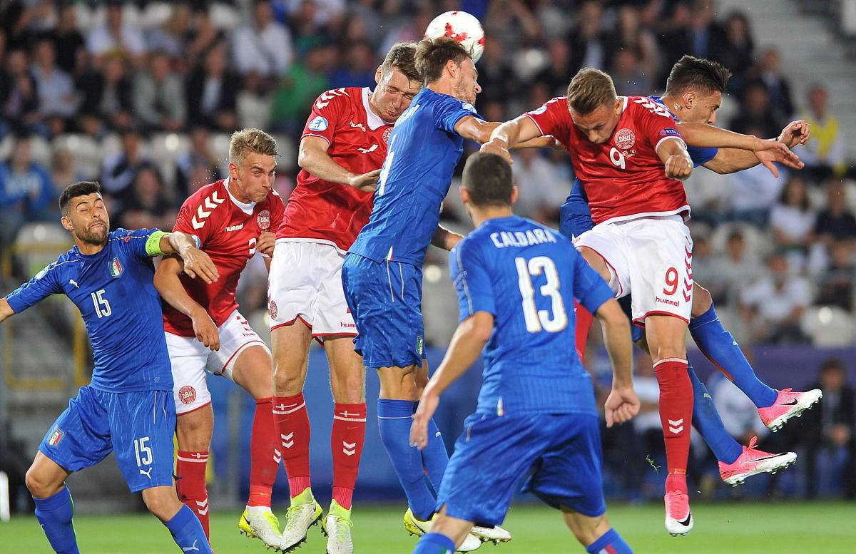 捷克队在欧国联比赛中展现实力