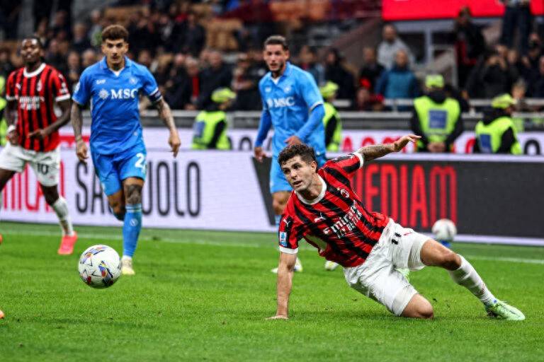 关于那不勒斯门将神勇扑出绝杀，为球队斩获三分的信息