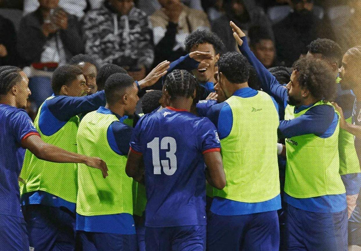 冰岛队备战冠军联赛教练组全力训练迎接新赛季的简单介绍 冰岛队备战冠军联赛教练组全力训练迎接新赛季的简单介绍