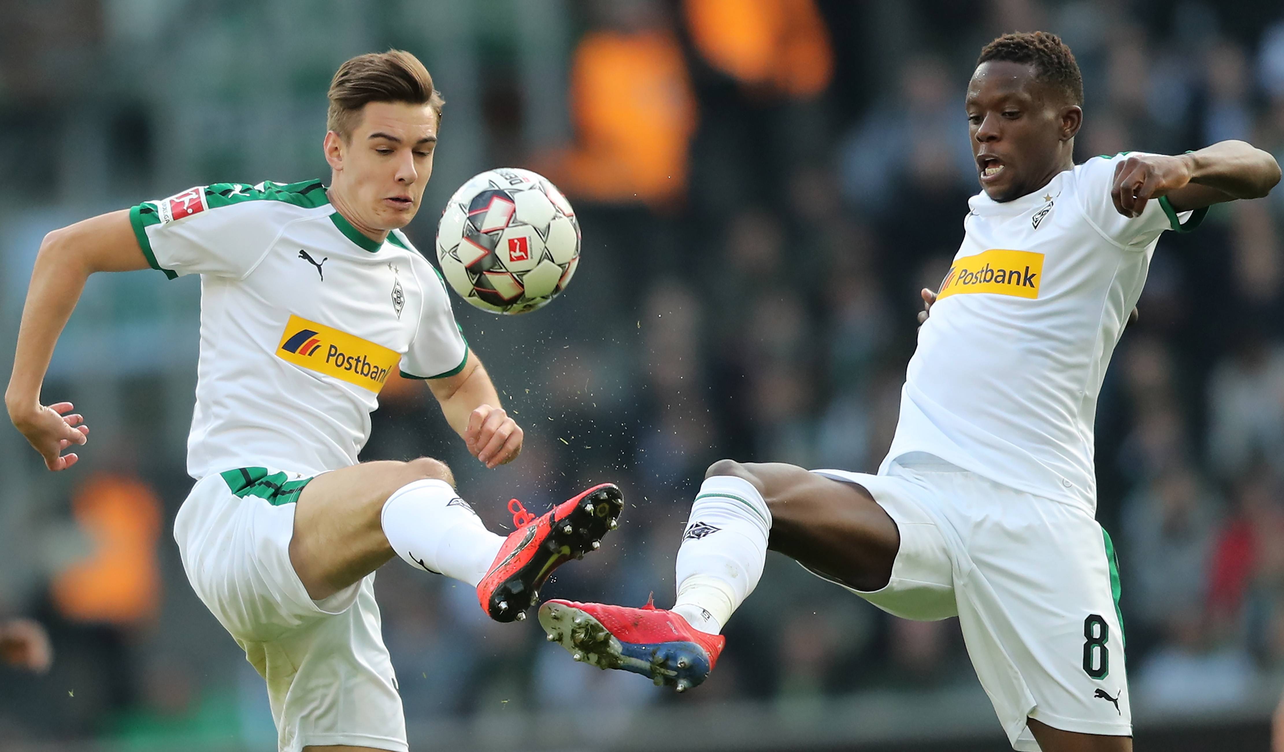 美因茨客场大胜，继续保持不败势头的简单介绍